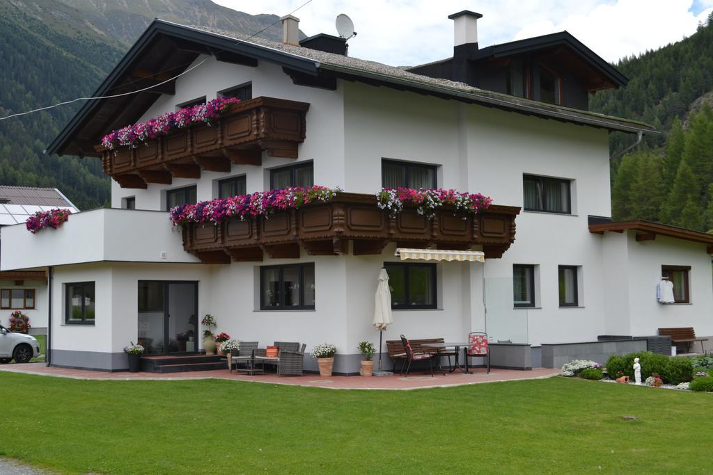 Apartamento Haus Daheim Niederthai Exterior foto